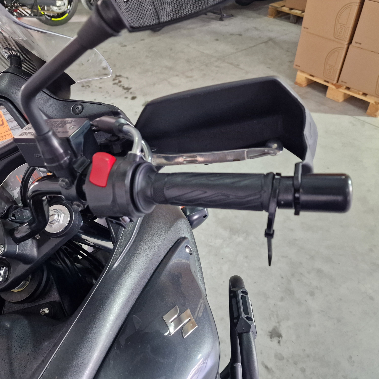 Suzuki V-Strom 650 ABS | An 2014 | S14906 [7]