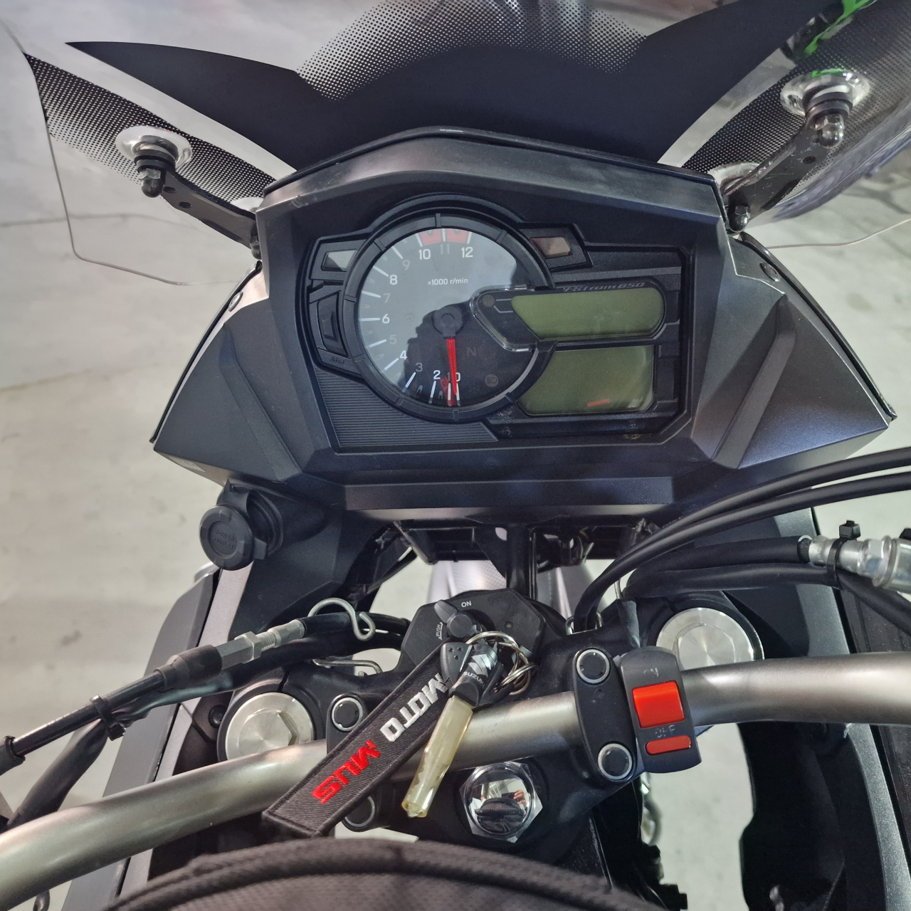 Suzuki V-Strom 650 XT ABS | An 2020 | S05300 [6]