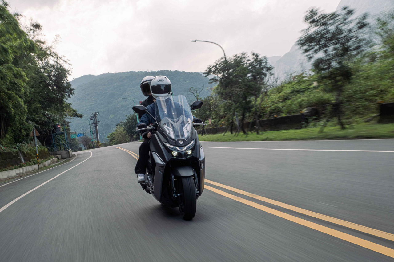 SYM Maxsym 400GT [4]