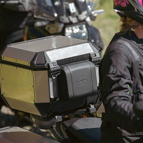 Top Case GIVI Trekker Alaska Aluminiu 44 [6]