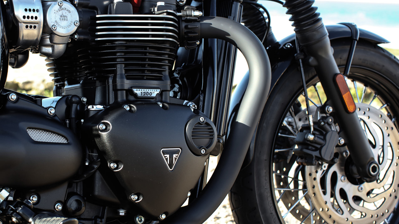 Triumph Bonneville T120 Black [9]