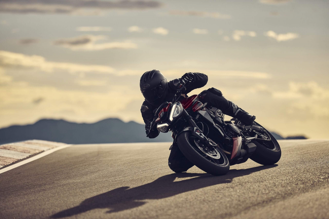 Triumph Street Triple 765 RS [15]