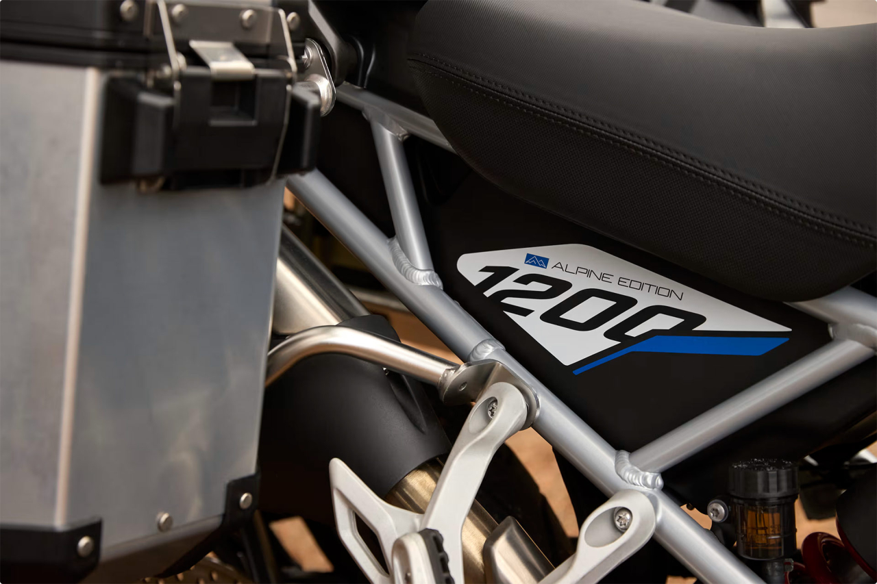Triumph Tiger 1200 Alpine [8]