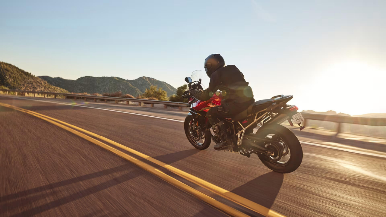 Triumph Tiger 900 GT [3]