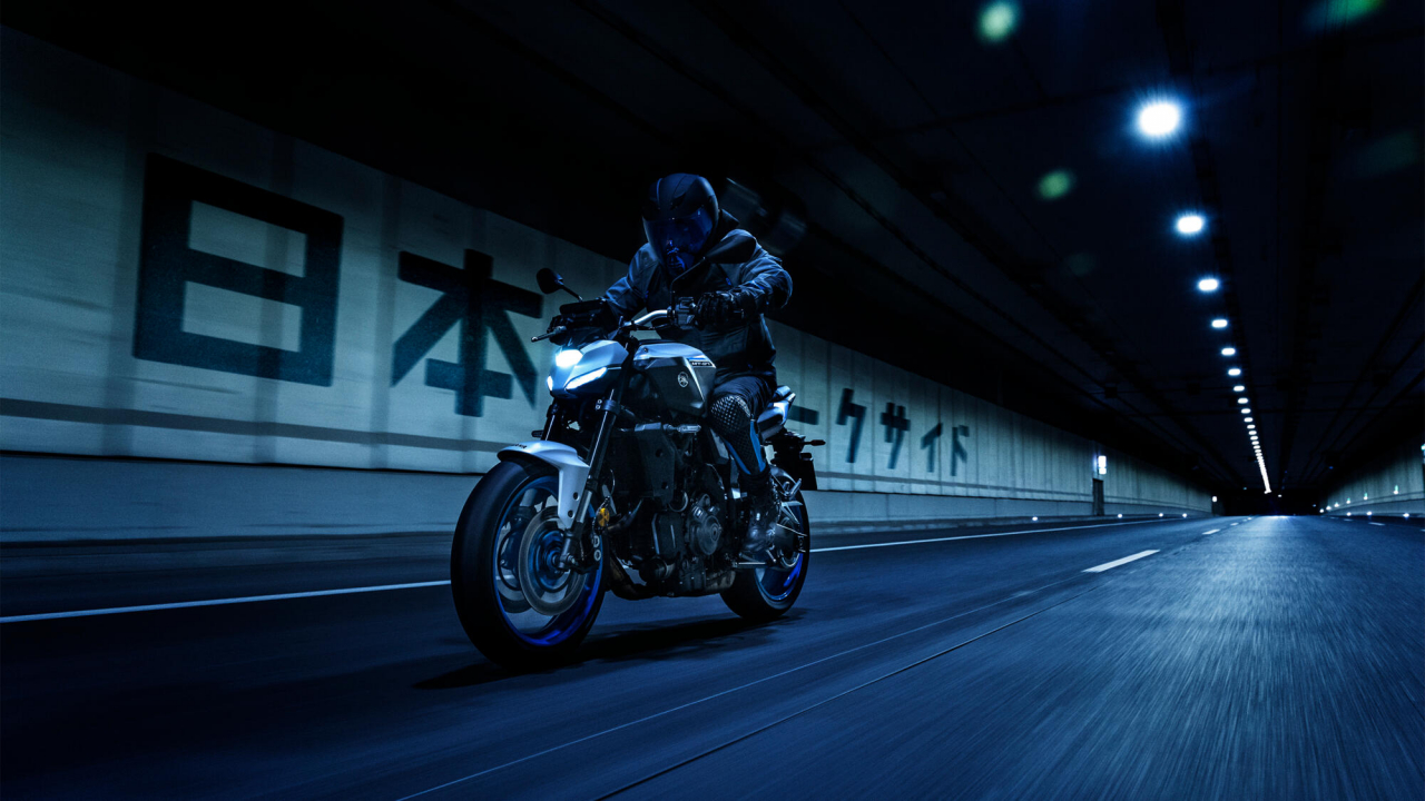 Yamaha MT-07 Y-AMT Automat [8]