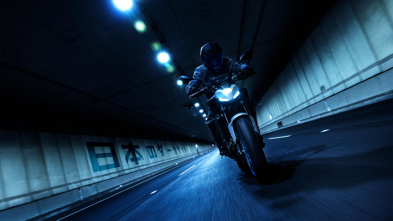Yamaha MT-07 Y-AMT Automat [9]
