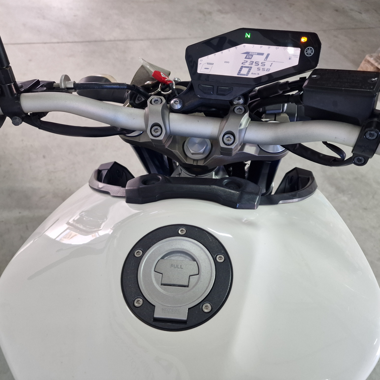 Yamaha MT-09 ABS | An 2015 | Y08280 [6]