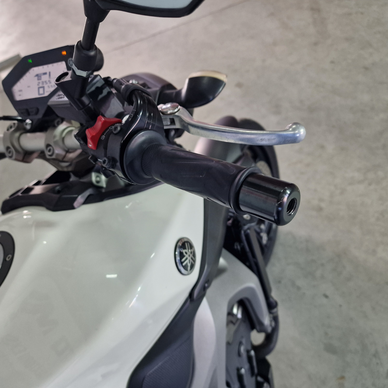 Yamaha MT-09 ABS | An 2015 | Y08280 [8]