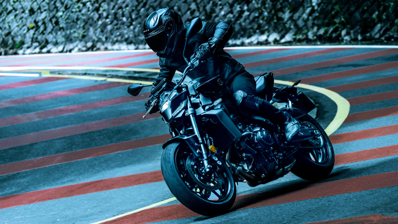 Yamaha MT-09 Y-AMT Automat [29]