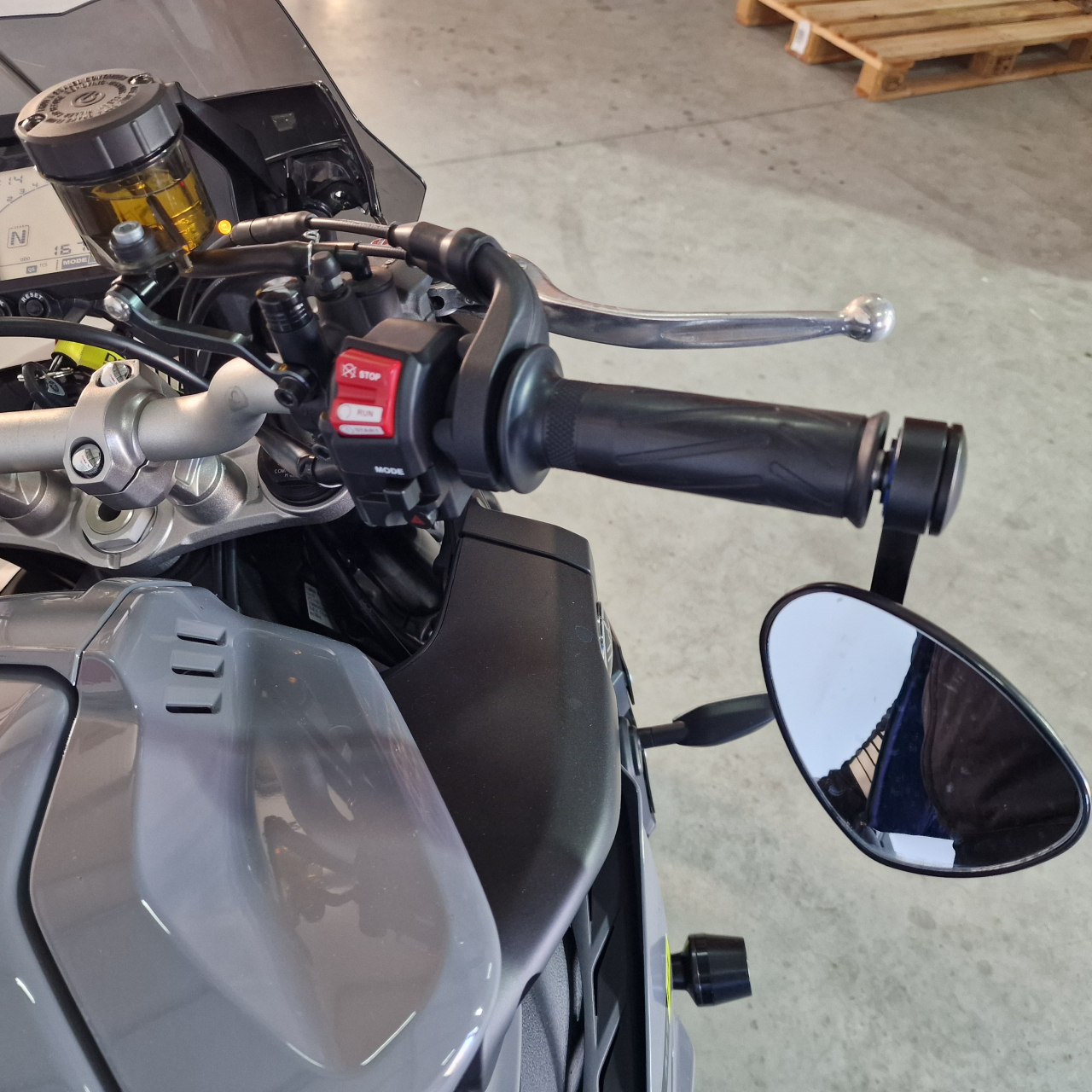 Yamaha MT-10 ABS | An 2018 | Y02039 [8]
