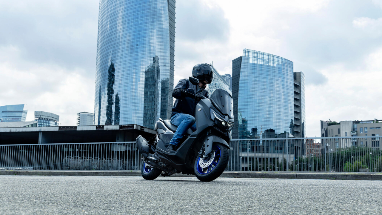 Yamaha NMAX 125 [9]