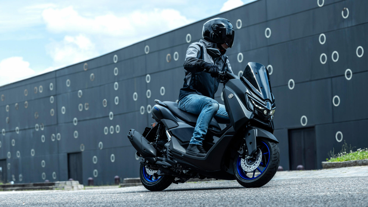Yamaha NMAX 125 [12]