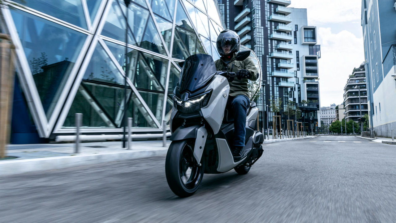 Yamaha NMAX 125 Tech MAX [9]