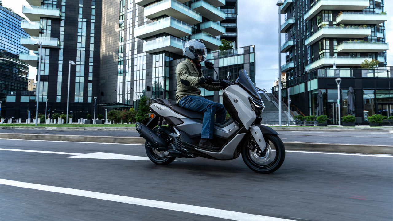 Yamaha NMAX 125 Tech MAX [24]