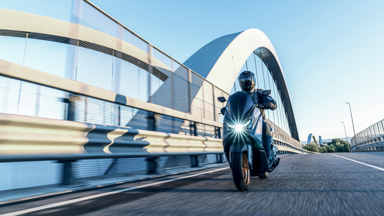 Yamaha NMAX 155 Tech MAX [8]