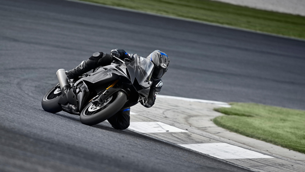 Yamaha R6 Race [14]