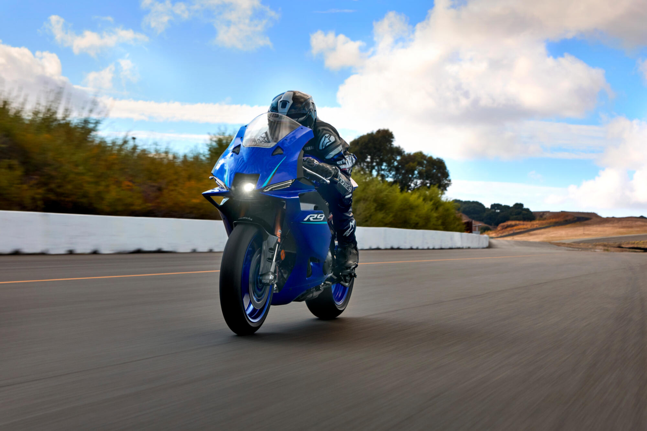 Yamaha R9 [5]