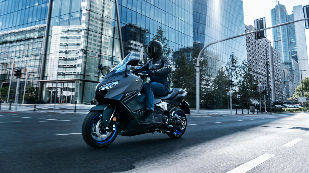 Yamaha TMAX [14]