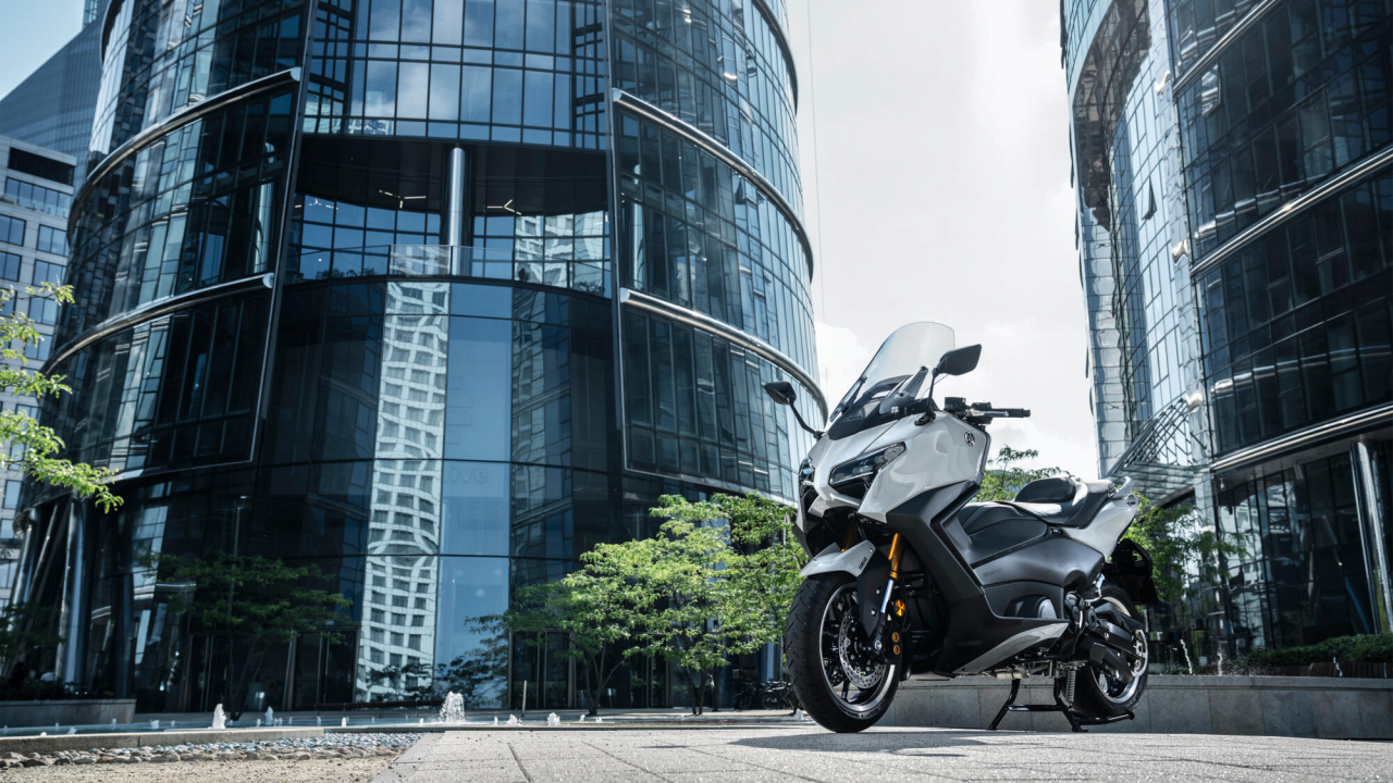Yamaha TMAX Tech Max [41]