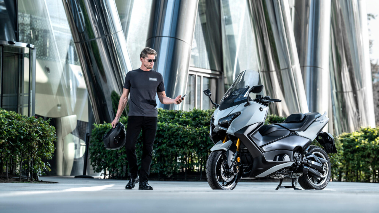 Yamaha TMAX Tech Max [37]