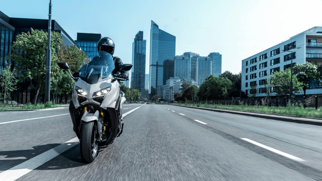 Yamaha TMAX Tech Max [16]