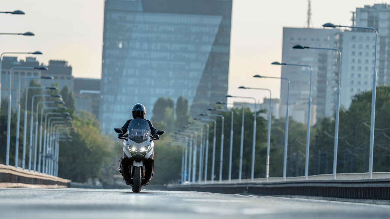 Yamaha TMAX Tech Max [19]