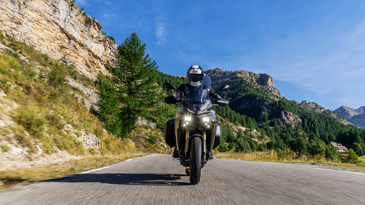 Inchiriaza Yamaha Tracer 9 GT Y-AMT Automat [16]