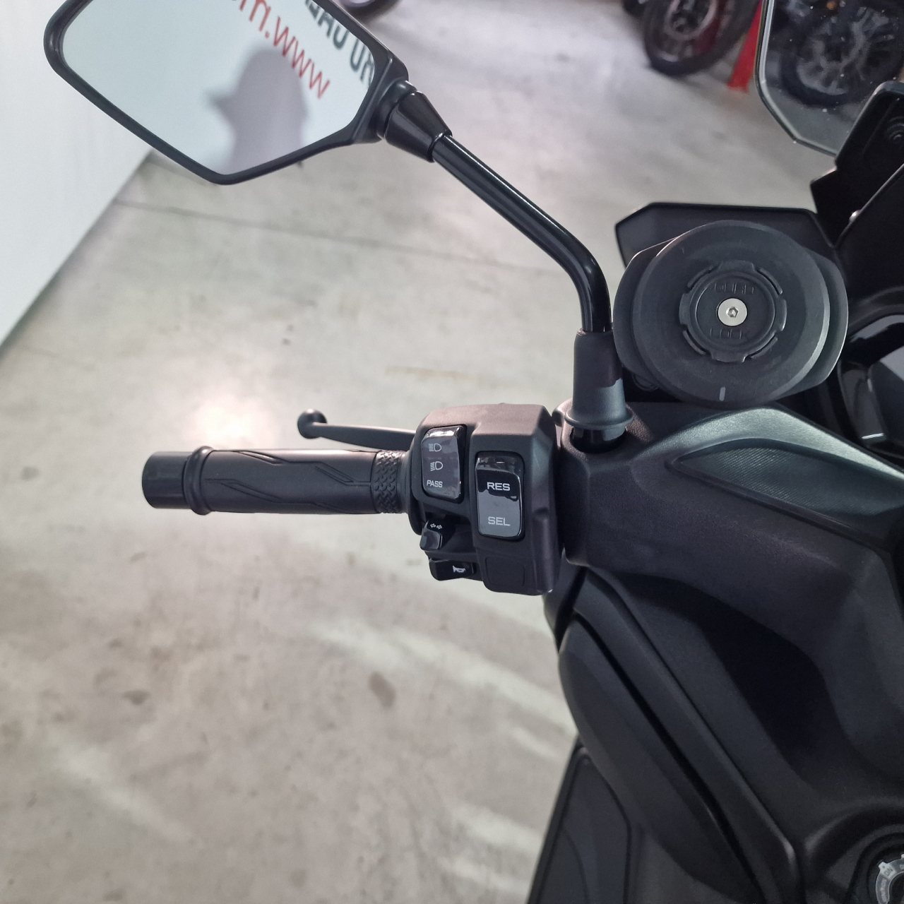 Yamaha X-Max 300 ABS | An 2024 | Y10651 [7]