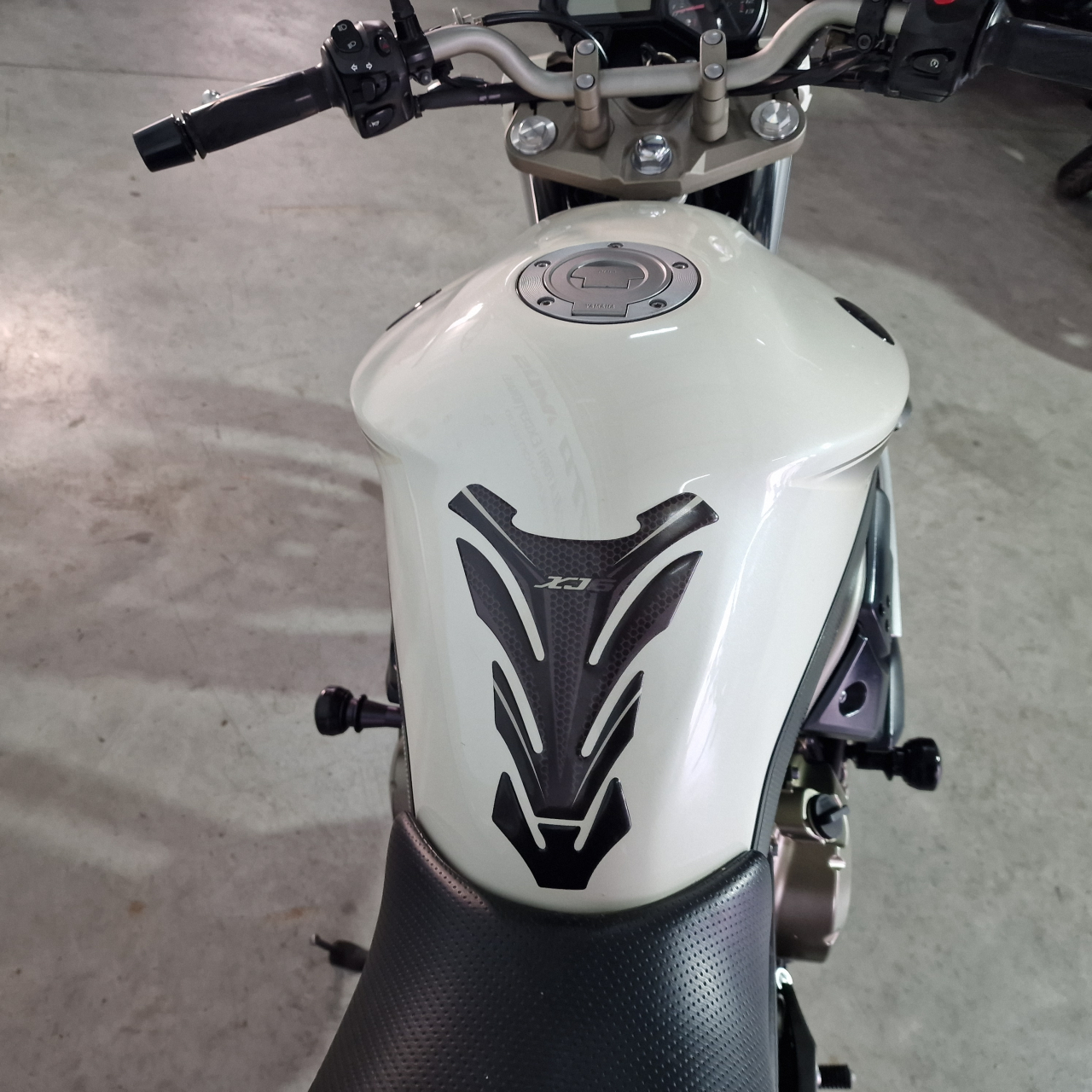 Yamaha XJ6 | An 2012 | Y16220 [9]