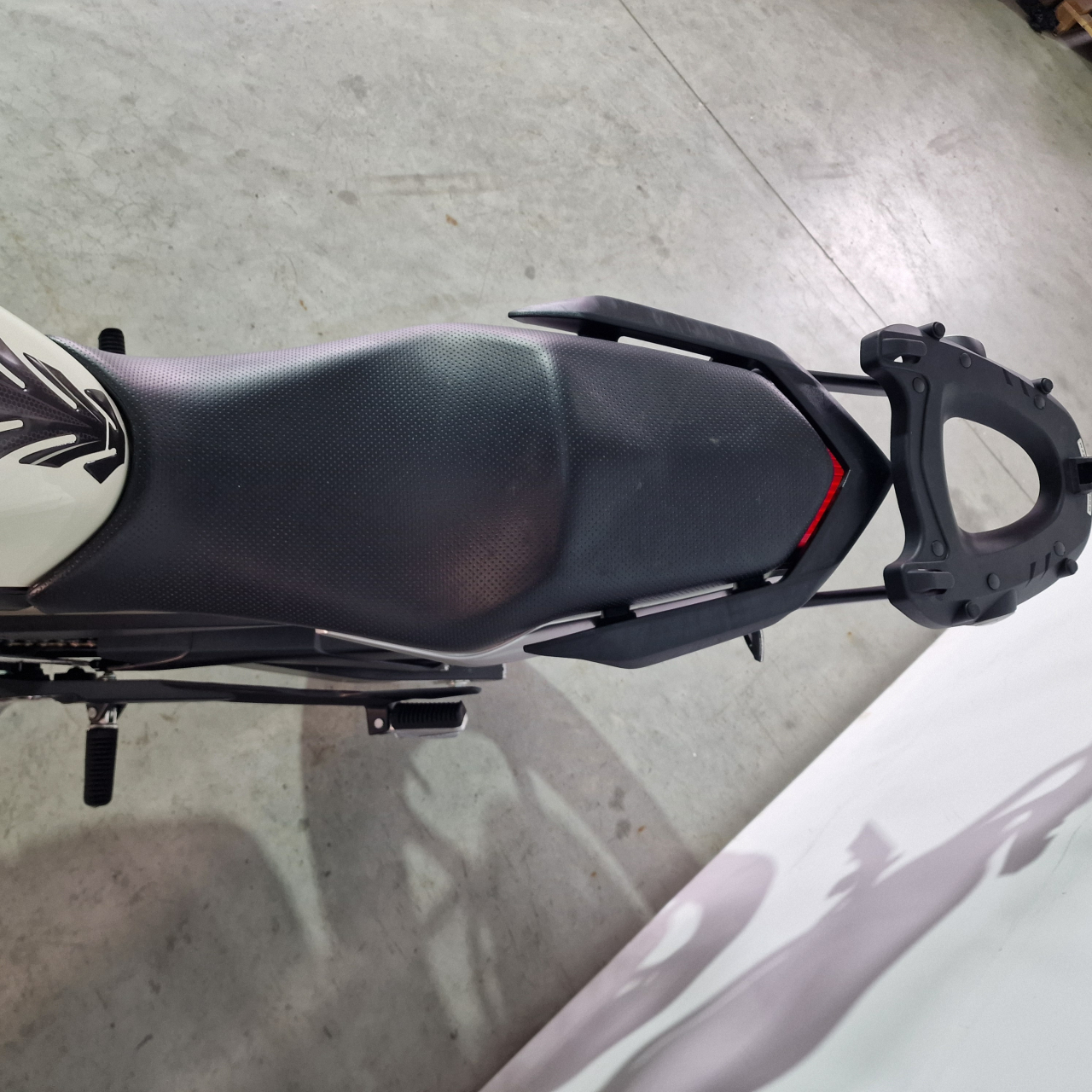 Yamaha XJ6 | An 2012 | Y16220 [10]