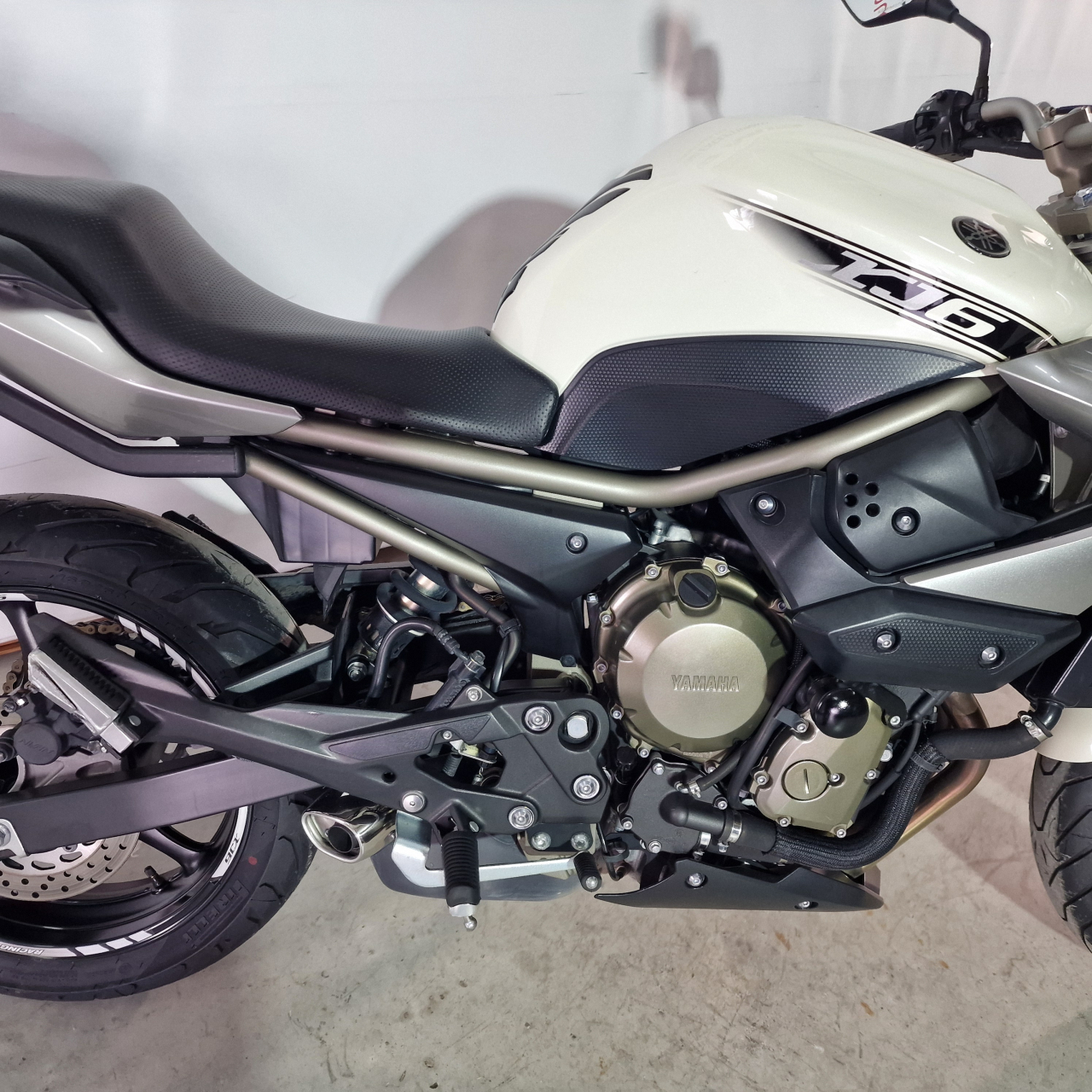 Yamaha XJ6 | An 2012 | Y16220 [4]