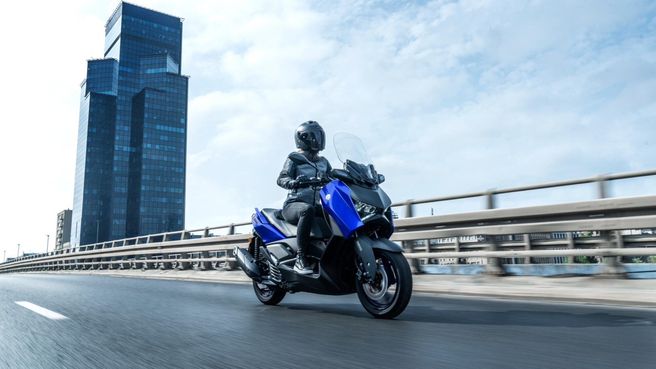 Yamaha XMAX 125 [4]