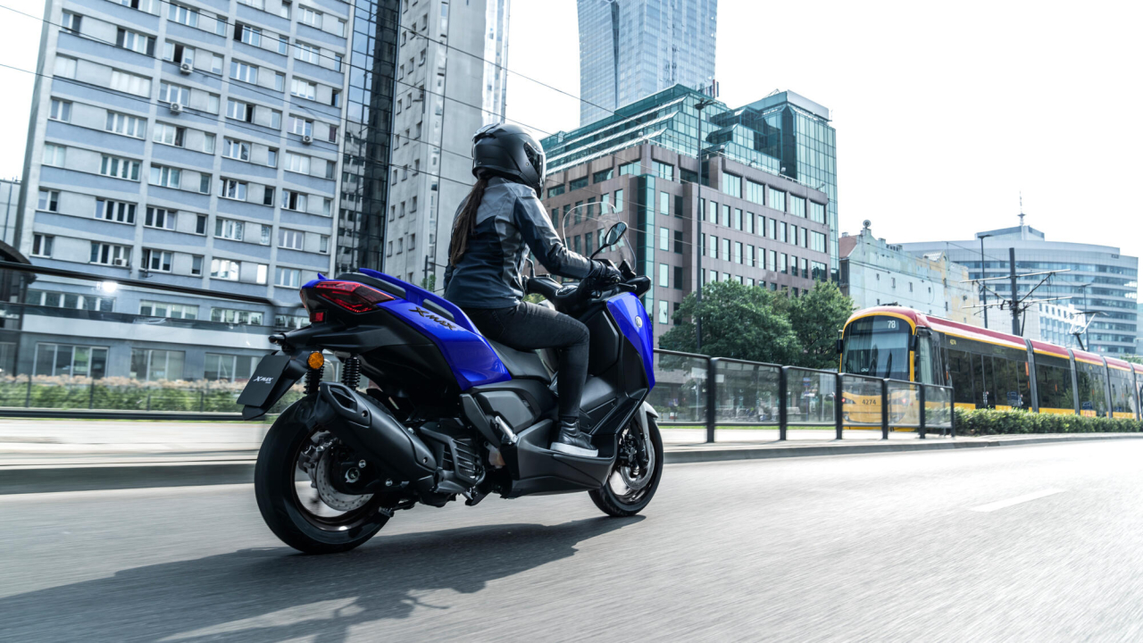 Yamaha XMAX 125 [10]