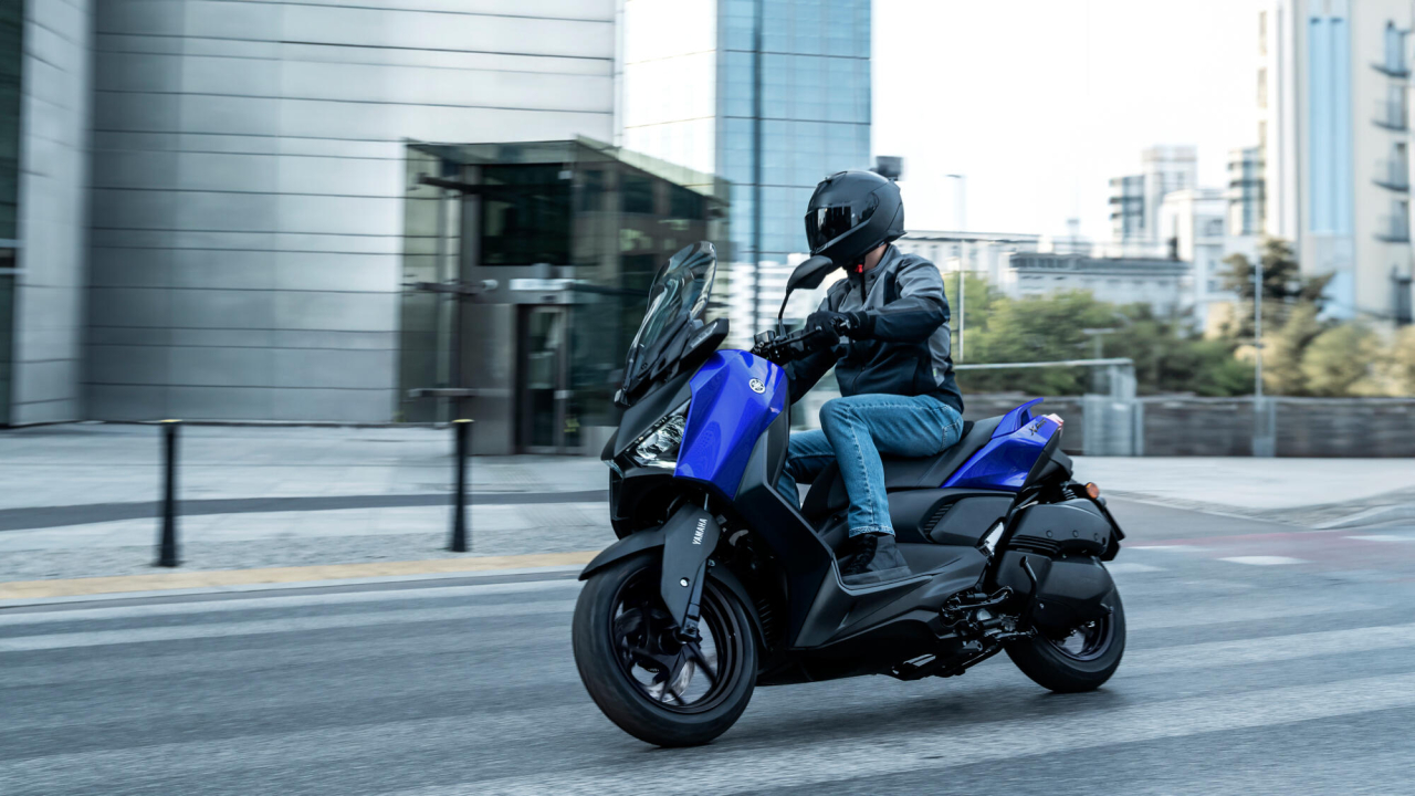 Yamaha XMAX 300 [4]
