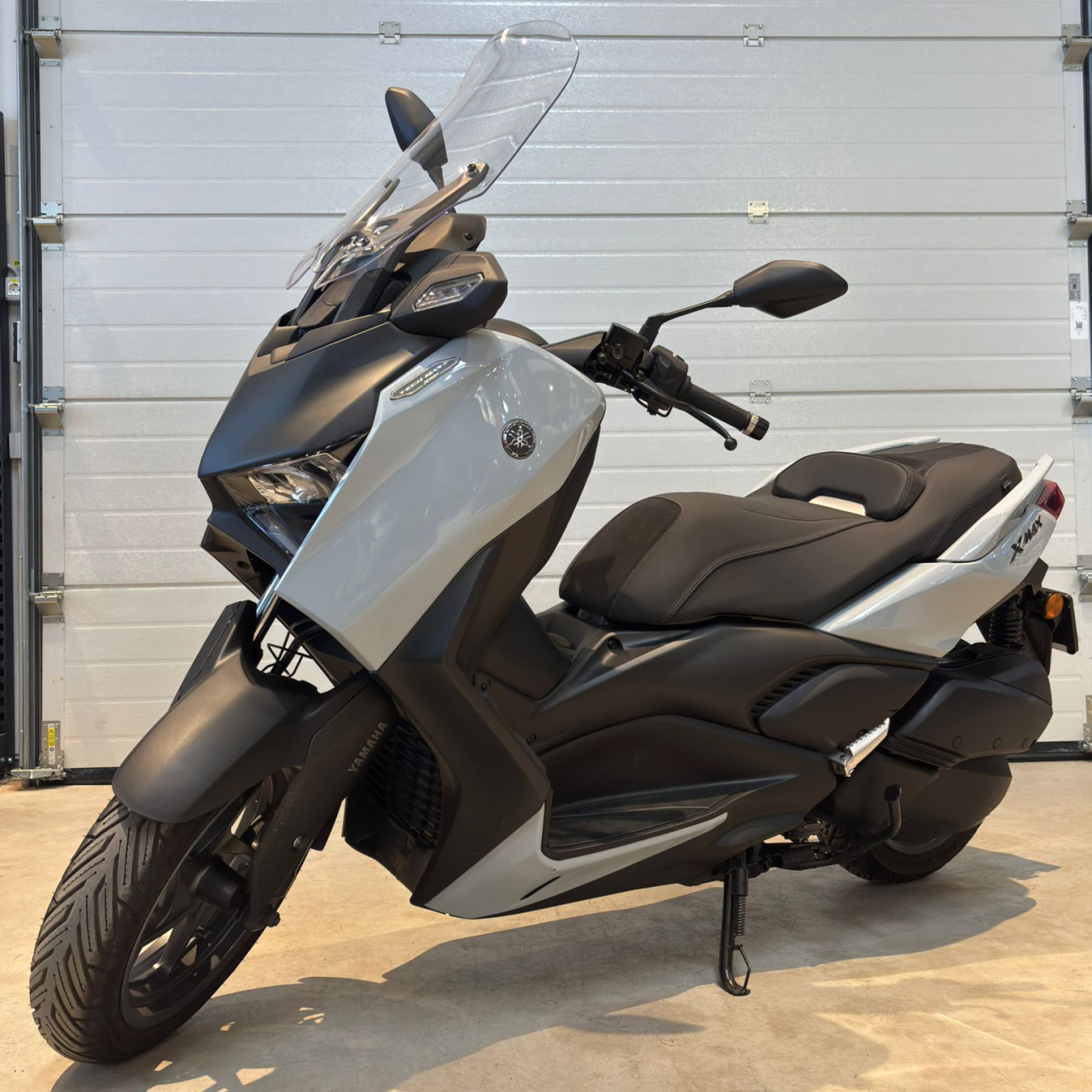 Yamaha XMAX 300 Tech Max+ ABS | An 2025 | Y00436 [10]