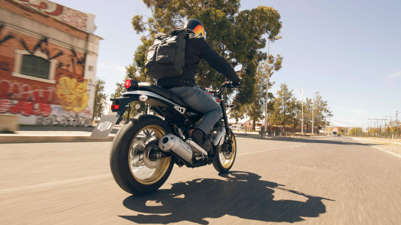 Yamaha XSR125 Legacy [8]