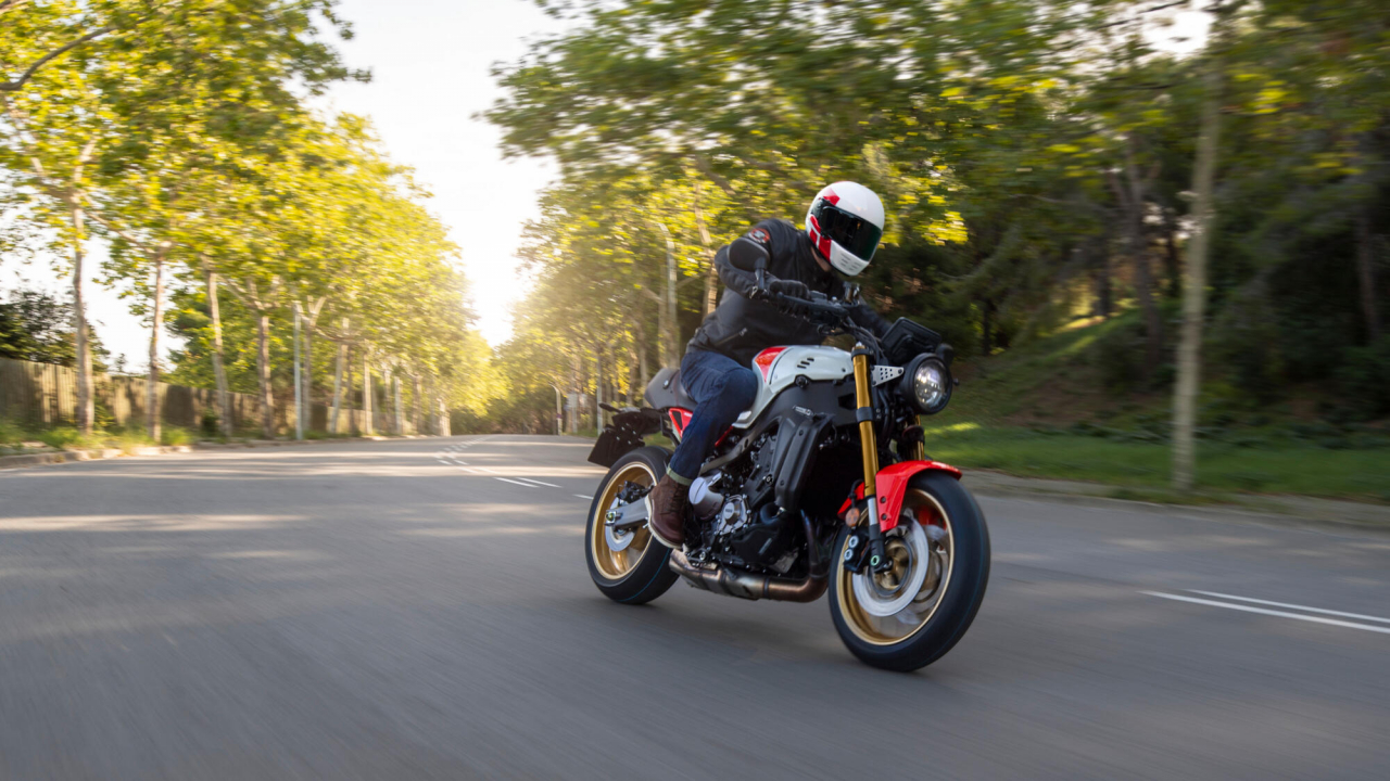 Yamaha XSR900 [14]