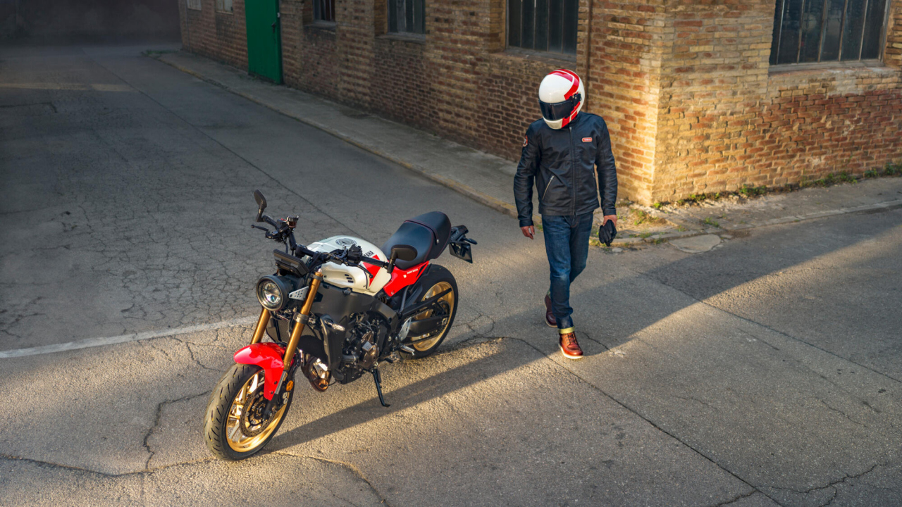 Yamaha XSR900 [15]