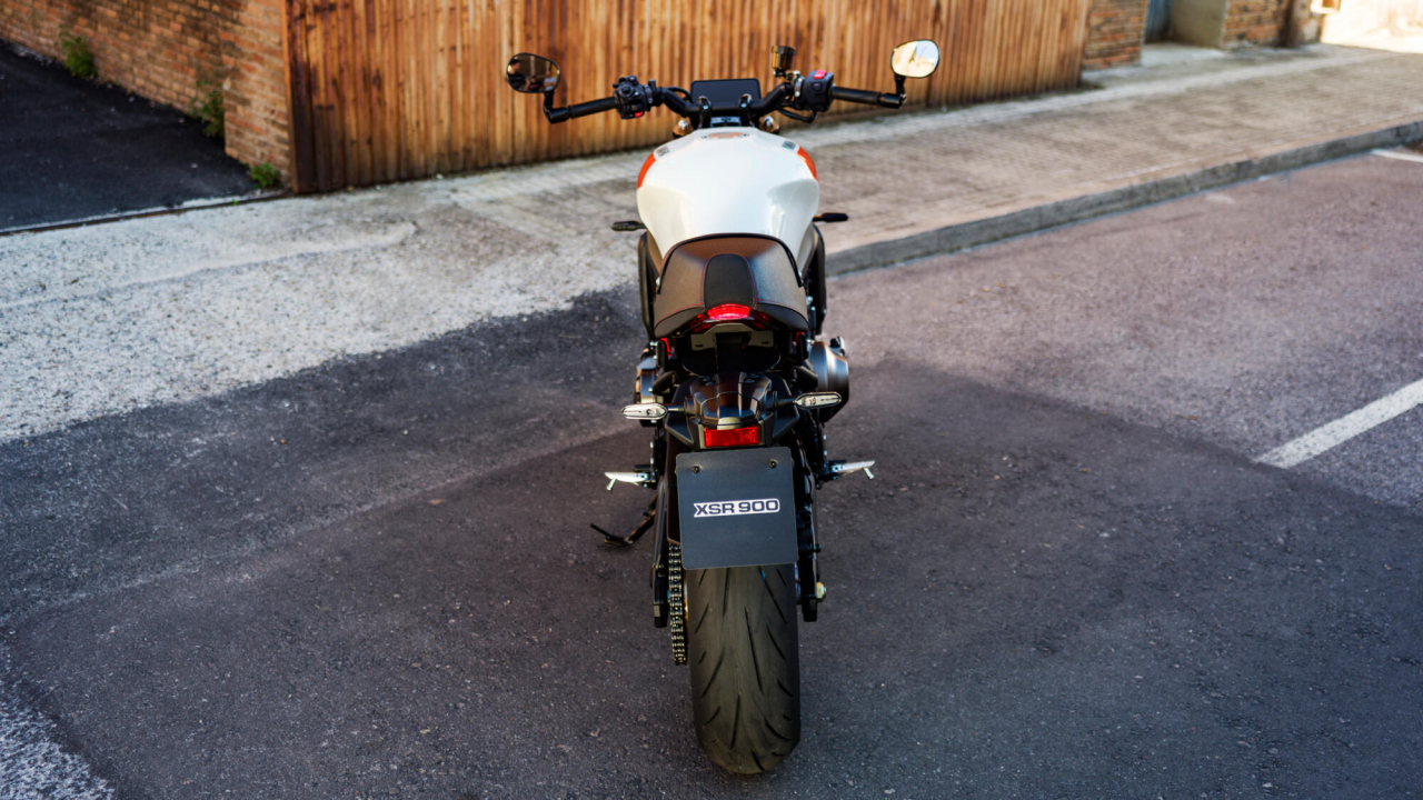Yamaha XSR900 [9]