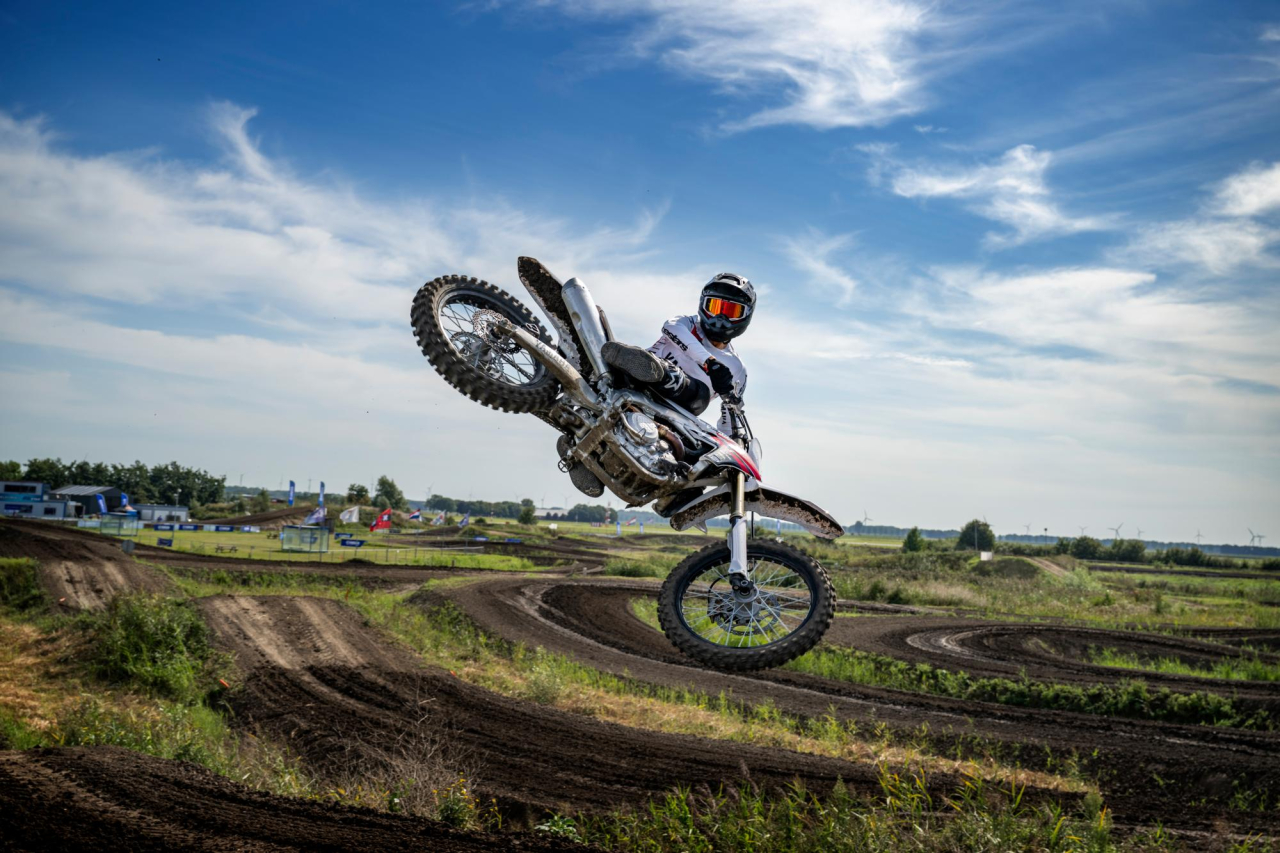 Yamaha YZ450 F 70TH Anniversary Edition [5]