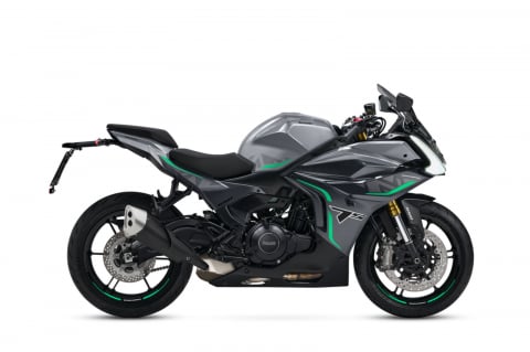 Motociclete - Benelli Tornado 550