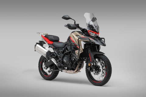 Inchiriaza Benelli TRK 702 X [1]