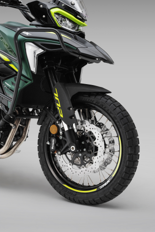 Benelli TRK 702 X [8]