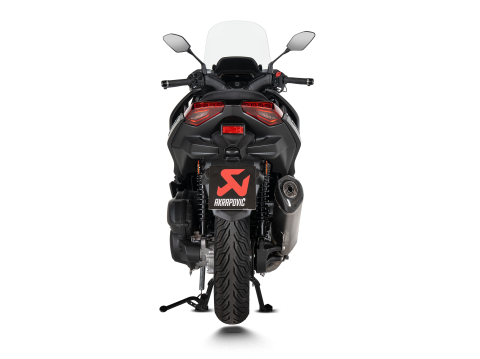 Evacuare finala Akrapovic Slip-On Line Yamaha XMAX 125 [3]