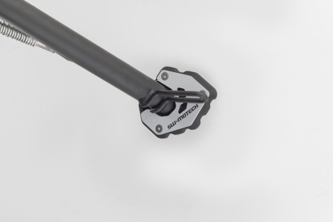 Extensie Talpa Cric Lateral - Extensie talpa cric Sw-Motech Negru/Argintiu. Triumph Trident 660 (24-)