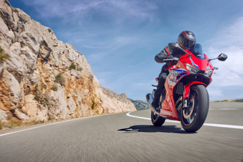 Honda CBR 500 R [14]