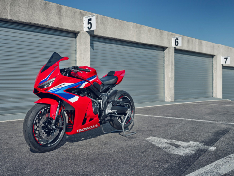 Honda CBR 650 R [4]