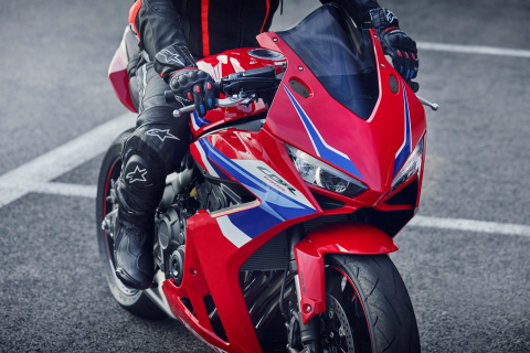 Honda CBR 650 R [6]