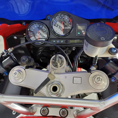 Honda CBR 900 RR | An 1998 | H00664 [5]