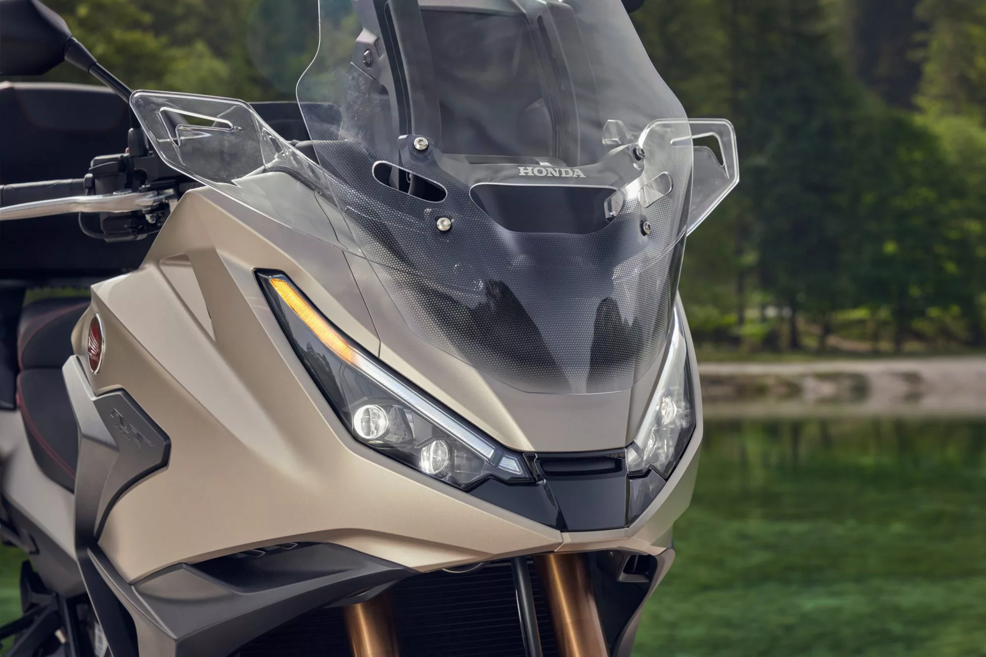 Honda NT 1100 - DCT ES [1]